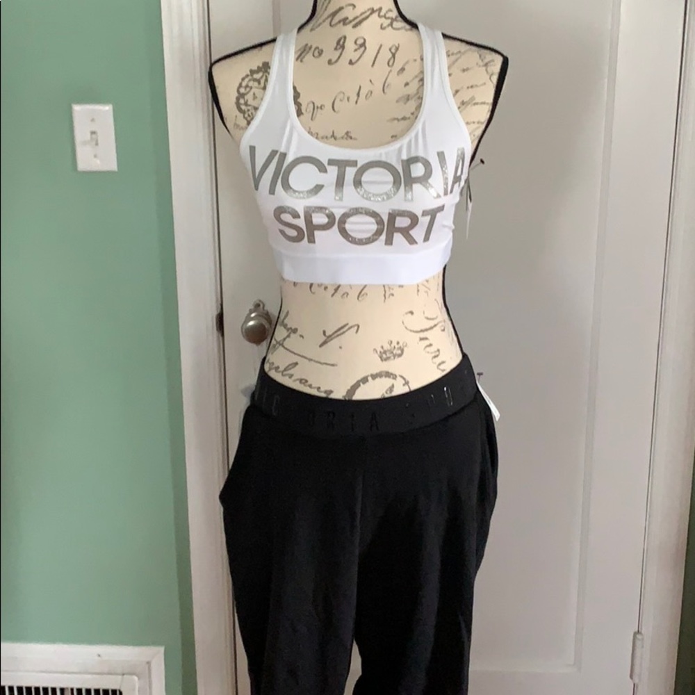VS Racerback Sport Bra